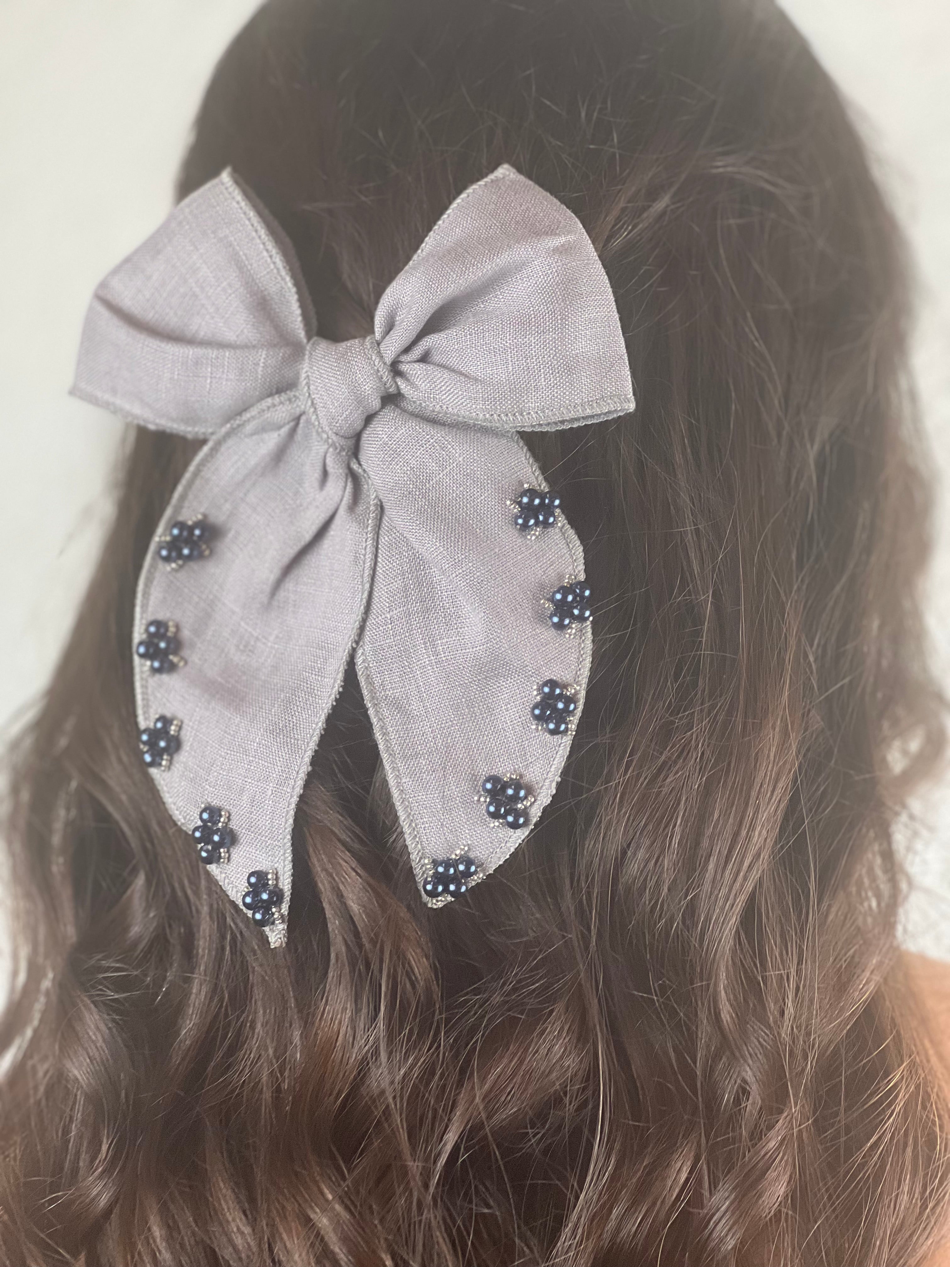 Hope dreams: Grey